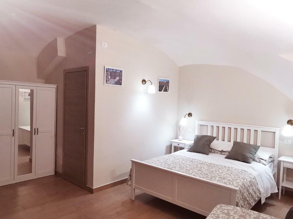 Le Case Del Cavaliere Naples Exterior photo