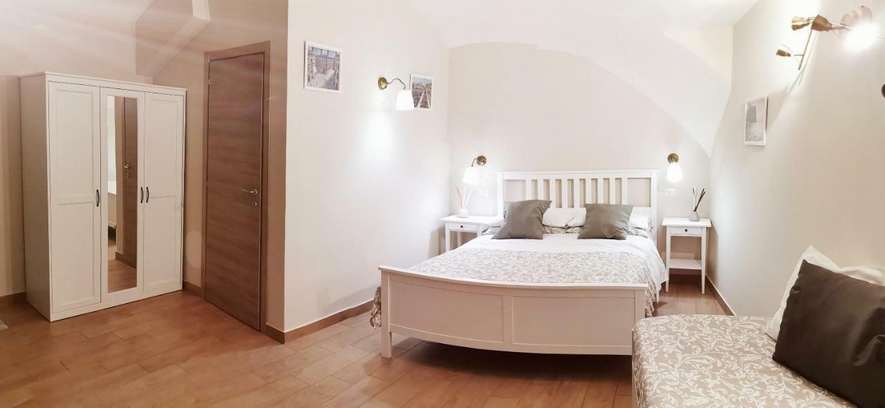 Le Case Del Cavaliere Naples Exterior photo
